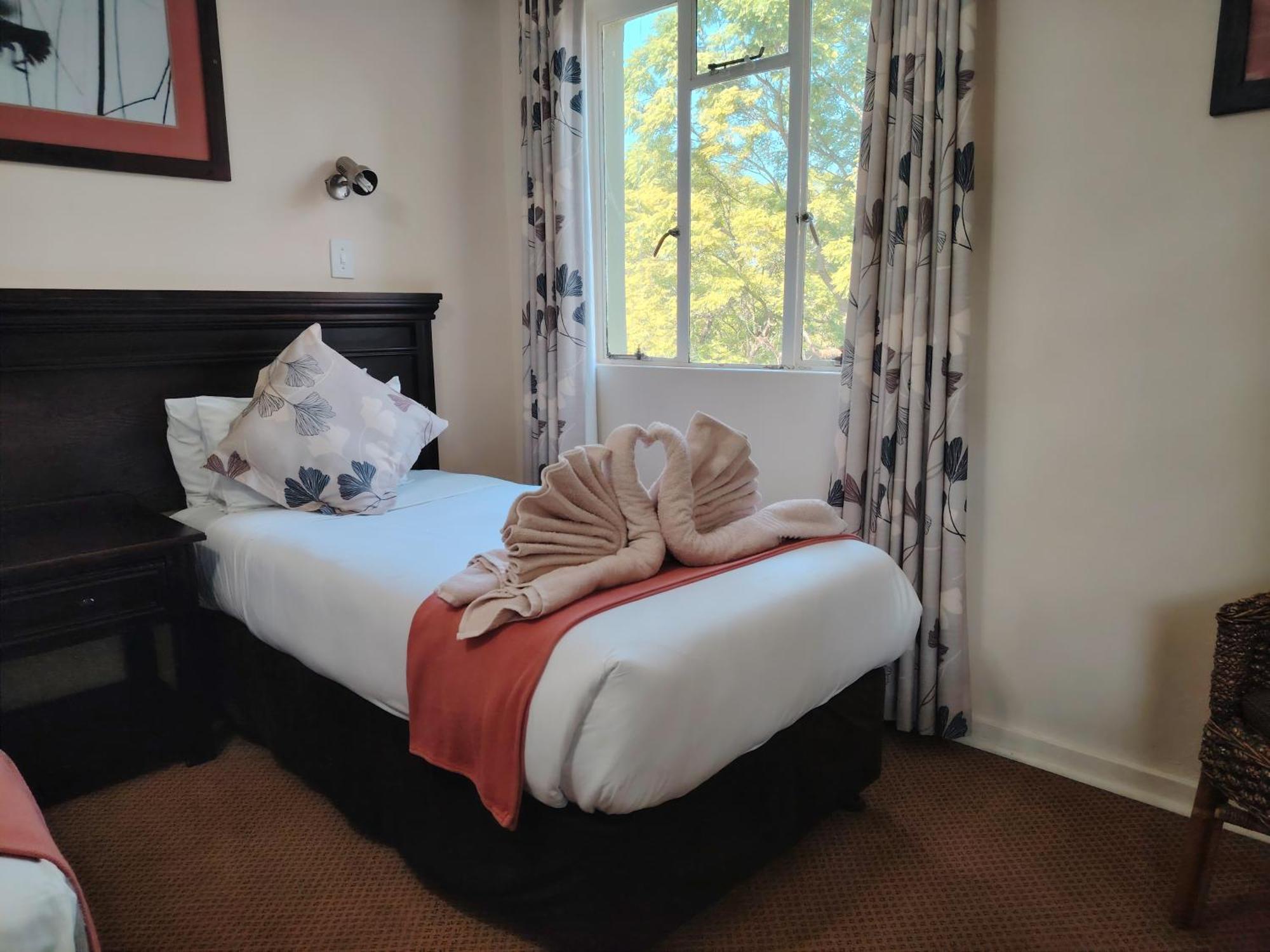 Gooderson Leisure Natal Spa Self Catering And Timeshare Resort Paulpietersburg Exteriör bild