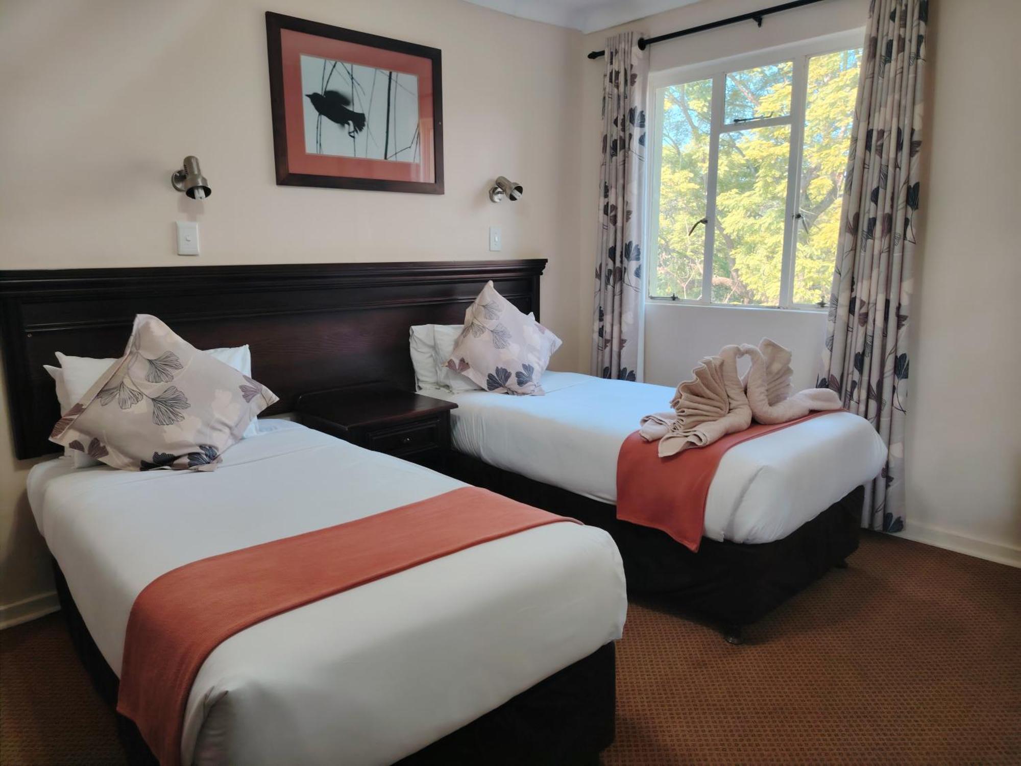 Gooderson Leisure Natal Spa Self Catering And Timeshare Resort Paulpietersburg Exteriör bild